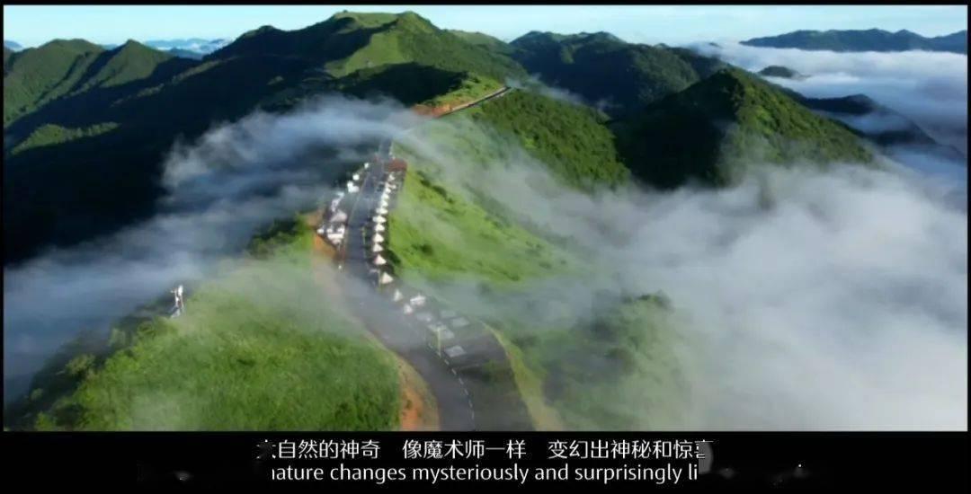 逃离废弃火车站