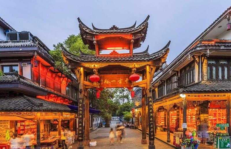 蝙蝠侠：阿甘之城