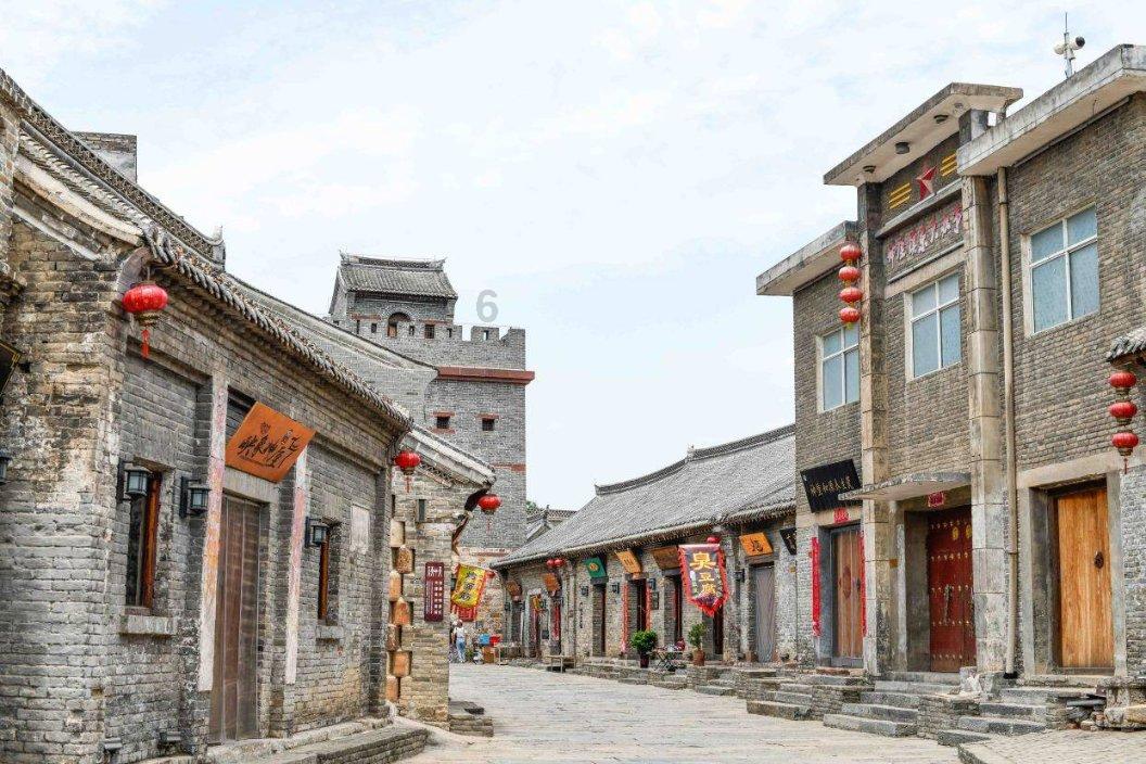 含胸驼背影响美观，怎样才能锻炼到背部肌肉？游戏画面